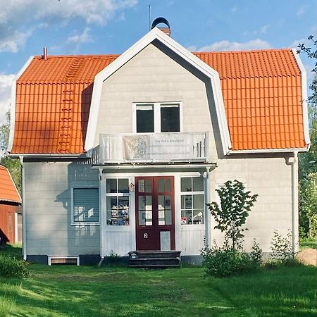 Myb&B & Guesthouse Lonneberga-Silverdalen Екстериор снимка