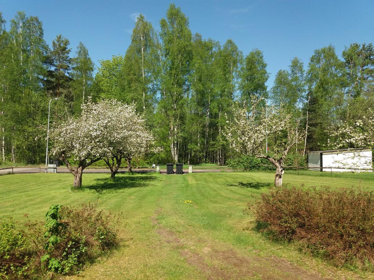 Myb&B & Guesthouse Lonneberga-Silverdalen Екстериор снимка